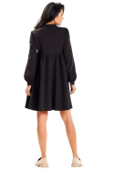 Sukienka mini rozkloszowana długi rękaw głęboki dekolt szpic czarna A636
