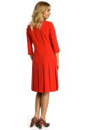Sukienka poszerzana z kontrafałdą i obniżoną talią czerwona me336