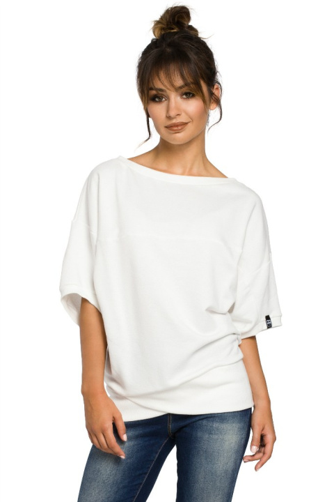 Bluza damska oversize z dzianiny z krótkim rękawem ecru B048 Bluza damska oversize z dzianiny z krótkim rękawem ecru B048