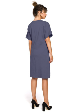 Sukienka dresowa midi luźna z zakładkami krótki rękaw niebieska B045