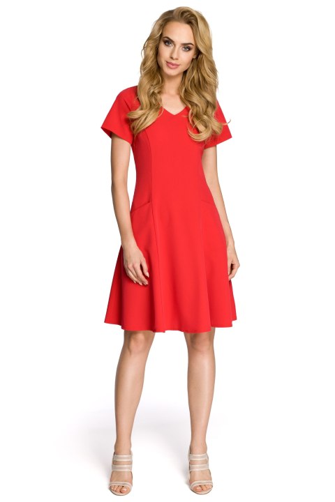Sukienka taliowana z krótkimi rękawami czerwona me233