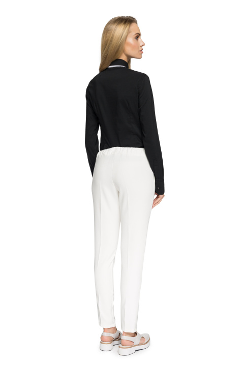 Eleganckie spodnie damskie klasyczne z gumką w pasie ecru S054 Eleganckie spodnie damskie klasyczne z gumką w pasie ecru S054