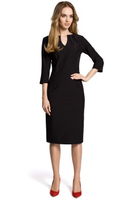 Ołówkowa sukienka z przeszyciem i pękniętym dekoltem czarna me366