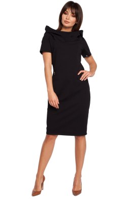 Sukienka midi z kapturem i krótkim rękawem czarna b028