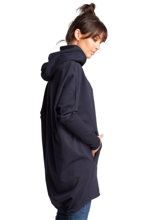 Bluza damska z kapturem i długim zwężonym rękawem granatowa B021 Bluza damska z kapturem i długim zwężonym rękawem granatowa B021