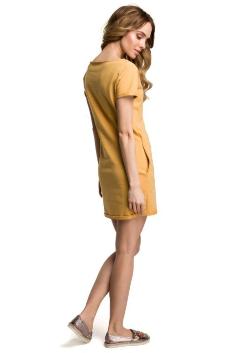 Sukienka dresowa dopasowana mini z krótkim rękawem żółta me374 Sukienka dresowa dopasowana mini z krótkim rękawem żółta me374