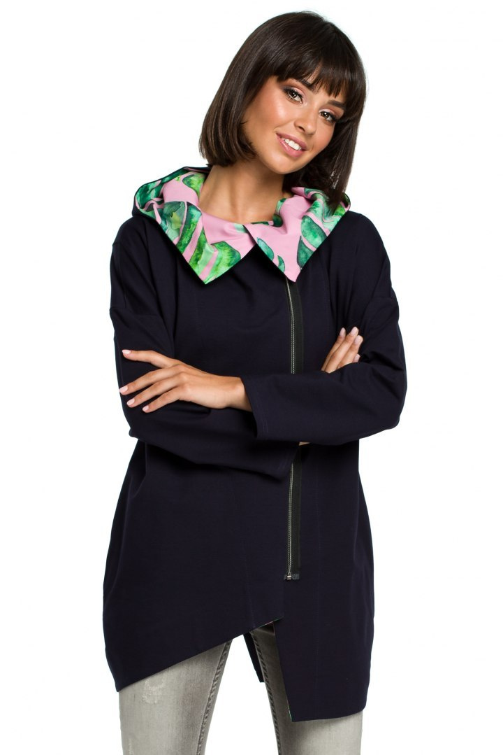 Bluza damska oversize z kapturem rozpinana na skos granatowa B091 Bluza damska oversize z kapturem rozpinana na skos granatowa B091
