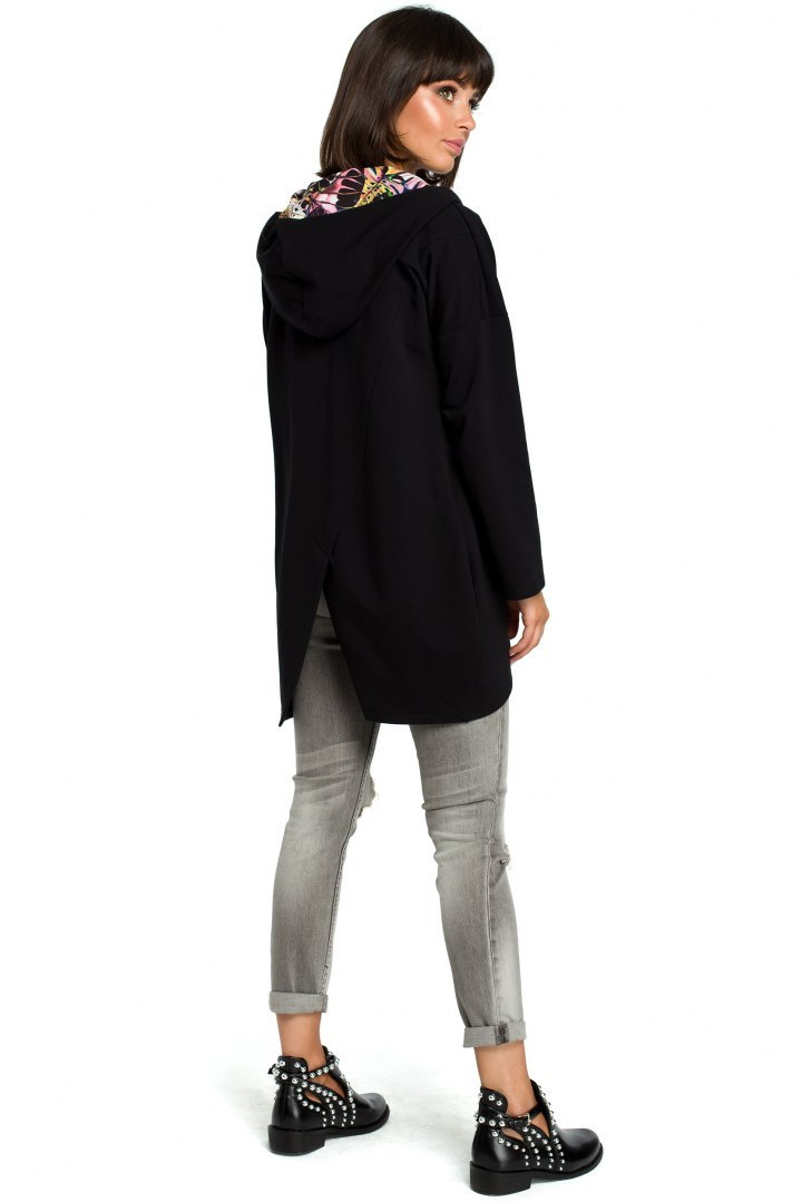 Bluza damska oversize z kapturem rozpinana na skos czarna B091 Bluza damska oversize z kapturem rozpinana na skos czarna B091