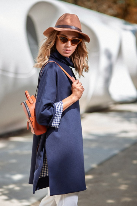 Bluza damska oversize z wysokim kołnierzem rękaw 7/8 granatowa me392 Bluza damska oversize z wysokim kołnierzem rękaw 7/8 granatowa me392