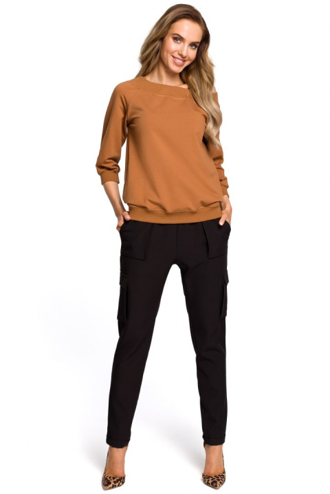 Bluza damska z opadającym ramieniem i rękawem 7/8 karmelowa me412 Bluza damska z opadającym ramieniem i rękawem 7/8 karmelowa me412