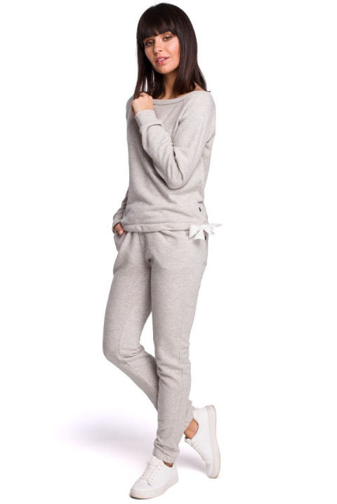 Bluza damska dresowa z wiązaniem i szerokim dekoltem popielata B108 Bluza damska dresowa z wiązaniem i szerokim dekoltem popielata B108