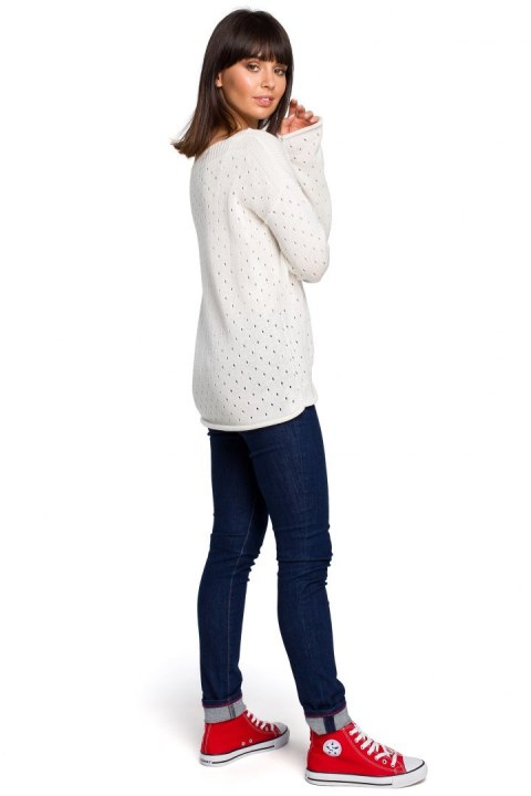 Luźny sweter damski z oczkami przewiewny ecru BK019 Luźny sweter damski z oczkami przewiewny ecru BK019