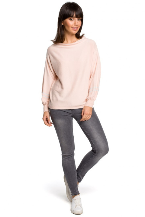 Sweter damski nietoperz z wiskozy z bufiastymi rękawami brzoskwiniowy BK024 Sweter damski nietoperz z wiskozy z bufiastymi rękawami brzoskwiniowy BK024