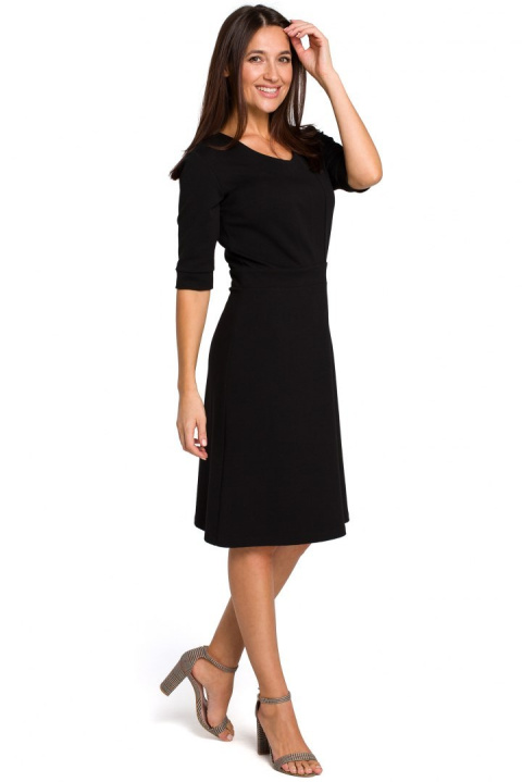 Sukienka midi fason A z krótkim rękawem i dekoltem V czarna S153