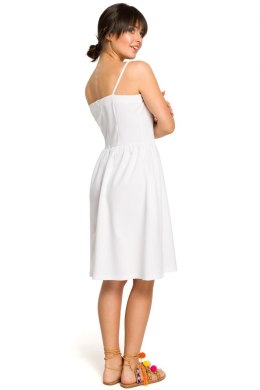 Sukienka na ramiączkach odcinana i marszczona w pasie biała B113