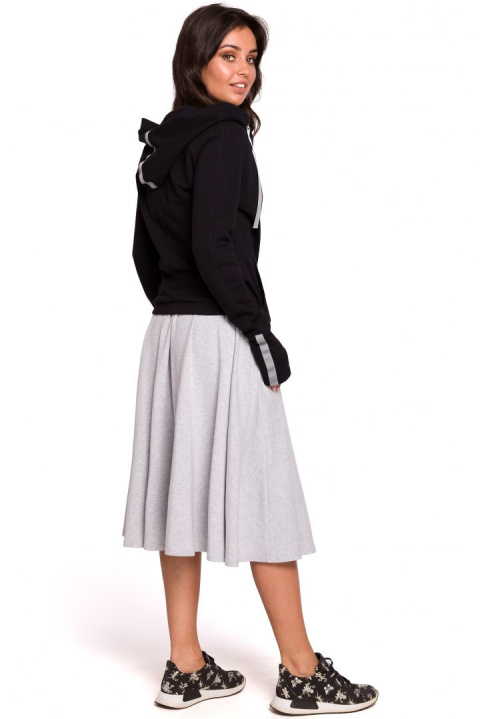 Sportowa bluza damska z kapturem i kopertowym przodem czarna B127 Sportowa bluza damska z kapturem i kopertowym przodem czarna B127