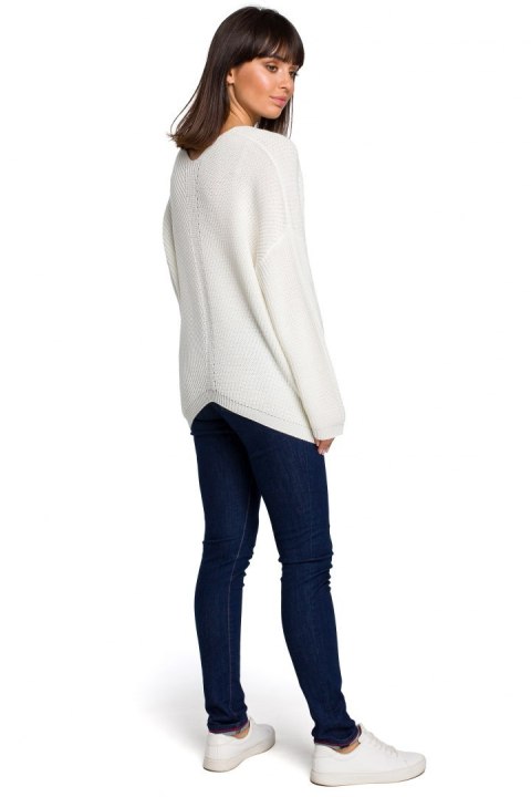 Sweter damski asymetryczny z dekoltem w serek ecru BK026 Sweter damski asymetryczny z dekoltem w serek ecru BK026