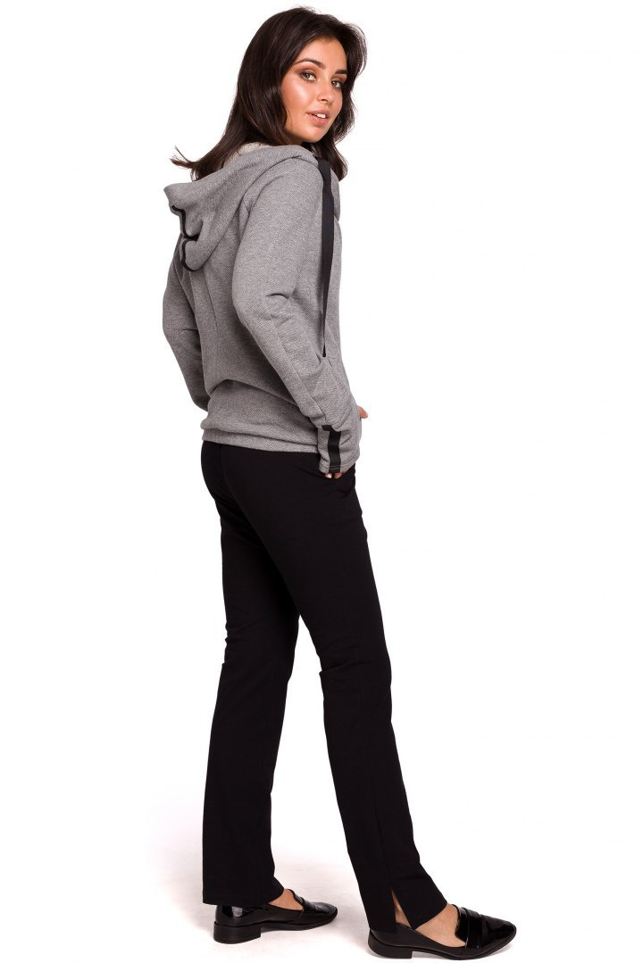 Sportowa bluza damska z kapturem i kopertowym przodem szara B127 Sportowa bluza damska z kapturem i kopertowym przodem szara B127