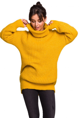 Długi sweter damski gruby oversize z golfem miodowy BK030
