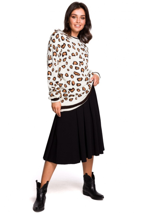 Sweter damski w lamparcie cętki ze ściągaczem biały m2 BK029 Sweter damski w lamparcie cętki ze ściągaczem biały m2 BK029