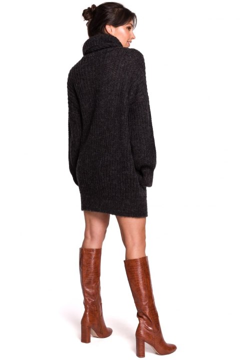 Długi sweter damski gruby oversize z golfem antracytowy BK030 Długi sweter damski gruby oversize z golfem antracytowy BK030