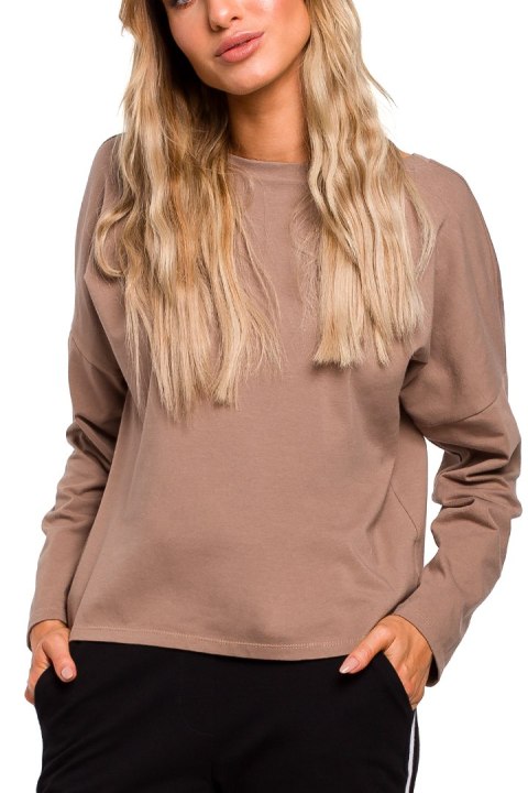 Bluzka damska gładka oversize z dekoltem na plecach kakaowa me457 Bluzka damska gładka oversize z dekoltem na plecach kakaowa me457