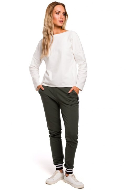 Bluzka damska gładka oversize z dekoltem na plecach ecru me457 Bluzka damska gładka oversize z dekoltem na plecach ecru me457