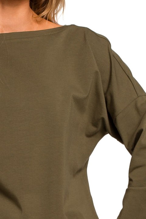 Bluzka damska gładka oversize z dekoltem na plecach khaki me457 Bluzka damska gładka oversize z dekoltem na plecach khaki me457