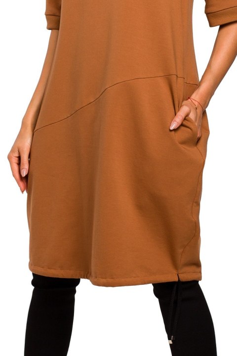 Sukienka bombka midi oversize z krótkim rękawem karmelowa me451 Sukienka bombka midi oversize z krótkim rękawem karmelowa me451