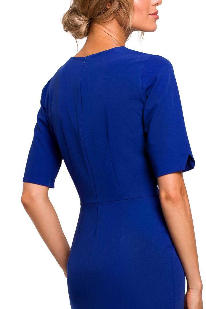 Elegancka sukienka ołówkowa midi krótki rękaw dekolt V chabrowa me455 Elegancka sukienka ołówkowa midi krótki rękaw dekolt V chabrowa me455
