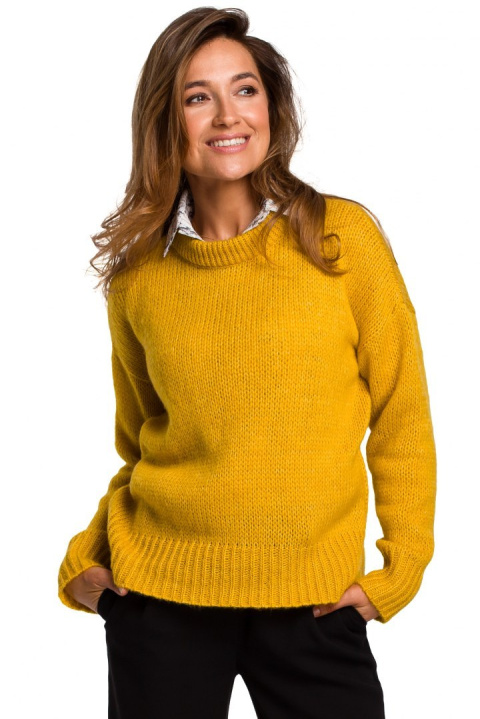 Sweter damski krótki ze ściągaczem luźny splot miodowy S185 Sweter damski krótki ze ściągaczem luźny splot miodowy S185