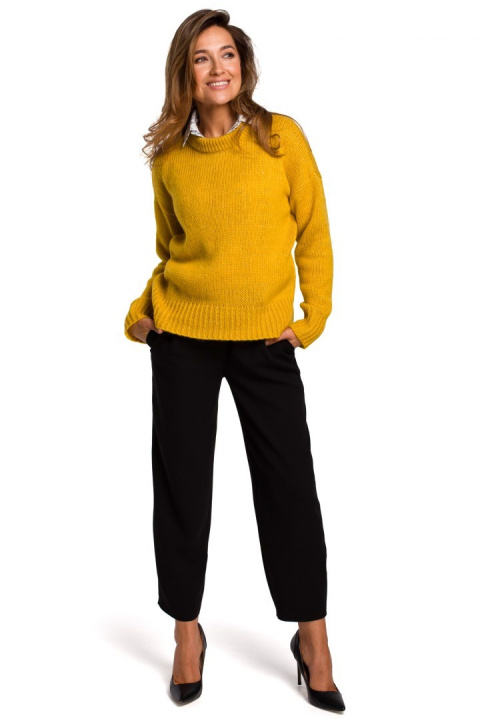 Sweter damski krótki ze ściągaczem luźny splot miodowy S185 Sweter damski krótki ze ściągaczem luźny splot miodowy S185