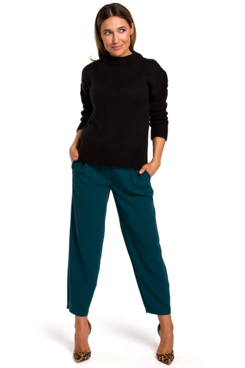 Sweter damski krótki ze ściągaczem luźny splot czarny S185 Sweter damski krótki ze ściągaczem luźny splot czarny S185