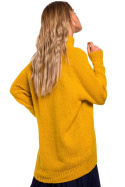 Sweter damski asymetryczny oversize z półgolfem miodowy me468
