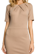 Elegancka sukienka ołówkowa midi z krótkim rękawem cappuccino me013