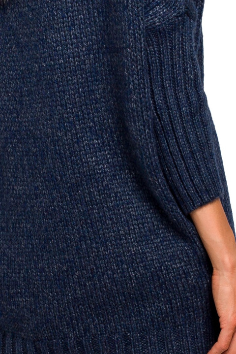 Sweter damski oversize asymetryczny z półgolfem granatowy me470 Sweter damski oversize asymetryczny z półgolfem granatowy me470