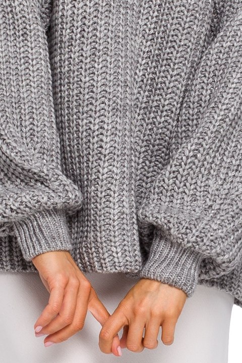 Sweter damski oversize z dekoltem V i szerokim rękawem szary me471 Sweter damski oversize z dekoltem V i szerokim rękawem szary me471