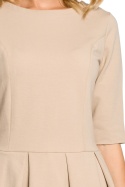 Bluzka damska z krótkim rękawem i plisowaną baskinką beżowa me139