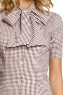Koszula damska taliowana z kokardą i krótkim rękawem brązowa me088