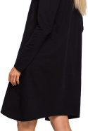 Sukienka trapezowa asymetryczna midi z golfem czarna me480