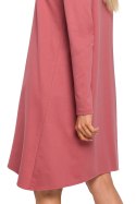 Sukienka trapezowa asymetryczna midi z golfem różowa me480