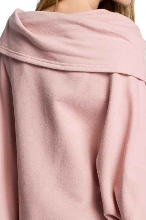 Bluza damska asymetryczna z długim rękawem i kołnierzem pudrowa me355 Bluza damska asymetryczna z długim rękawem i kołnierzem pudrowa me355
