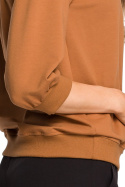 Bluza damska z opadającym ramieniem i rękawem 7/8 karmelowa me412