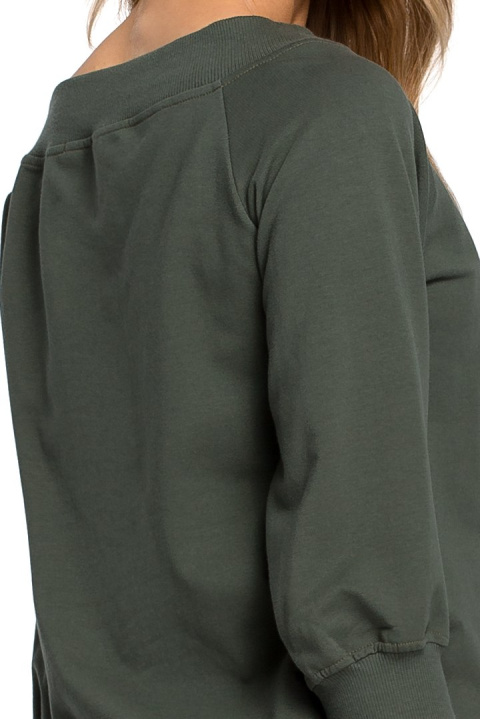 Bluza damska z opadającym ramieniem i rękawem 7/8 zielona me412 Bluza damska z opadającym ramieniem i rękawem 7/8 zielona me412