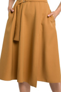Sukienka rozkloszowana midi z krótkim rękawem cynamonowa me396