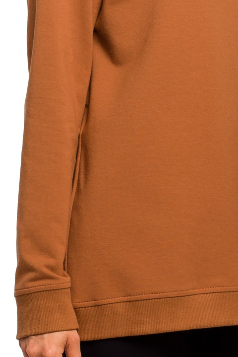 Bluza damska dzianinowa oversize ze ściągaczem karmelowa me443 Bluza damska dzianinowa oversize ze ściągaczem karmelowa me443