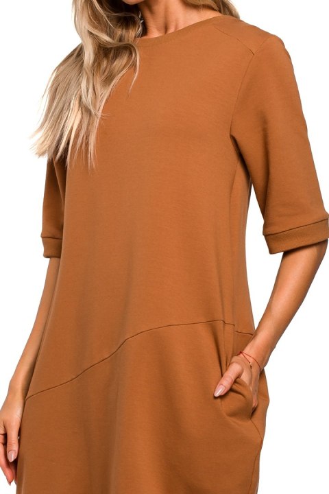 Sukienka bombka midi oversize z krótkim rękawem karmelowa me451 Sukienka bombka midi oversize z krótkim rękawem karmelowa me451