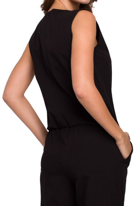Elegancki kombinezon z wąskimi nogawkami bez rękawów czarny K009 Elegancki kombinezon z wąskimi nogawkami bez rękawów czarny K009