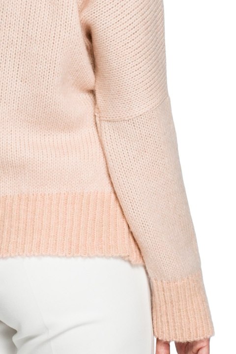 Sweter damski o kimonowych rękawach różowy BK015 Sweter damski o kimonowych rękawach różowy BK015