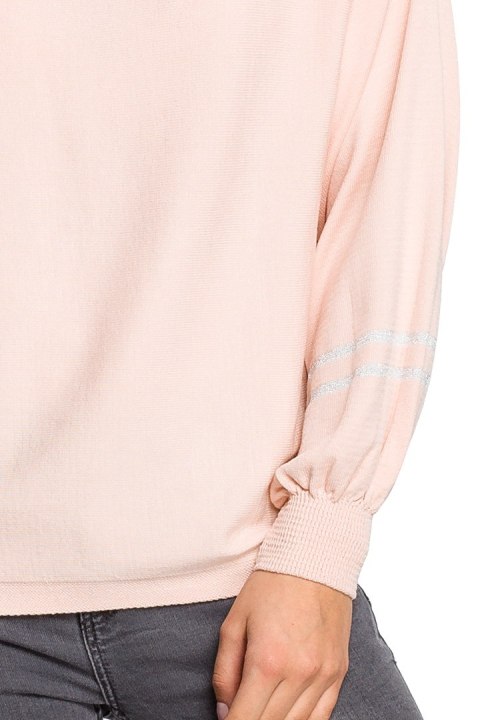 Sweter damski nietoperz z wiskozy z bufiastymi rękawami brzoskwiniowy BK024 Sweter damski nietoperz z wiskozy z bufiastymi rękawami brzoskwiniowy BK024
